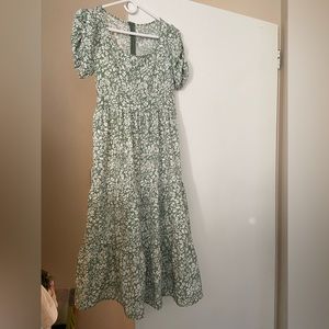 Shein green floral maxi dress size small